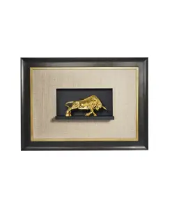 Khung Tranh Dát Vàng "Bò Húc"